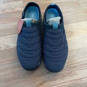 Easy Spirit Blue Quilted Slip-On Sneakers NWT